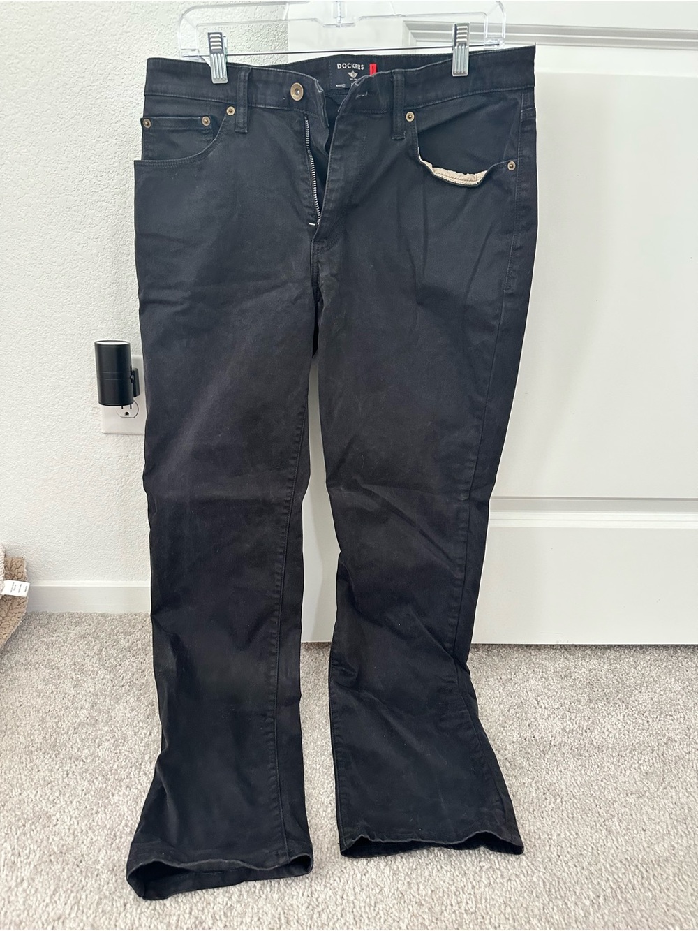Dockers Men's Black Straight Leg Jeans